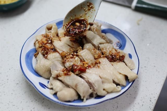 春天吃不够的鸡腿做法，爽滑不油腻，没骨头全是肉，好吃到家了