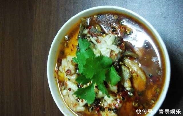 水煮鱼|第一次做水煮鱼,没想到竟然很成功,都来试试吧