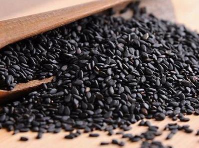 染发剂|不论男女,60岁后若想长寿,2件事能忍就忍,或许能够延长寿命