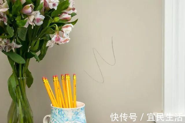 贴画|墙壁脏了不用重新粉刷,学会这几招,洁白如新~