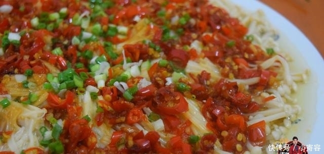 金针菇最好吃的做法，简单美味又下饭，看看你喜欢吃不？