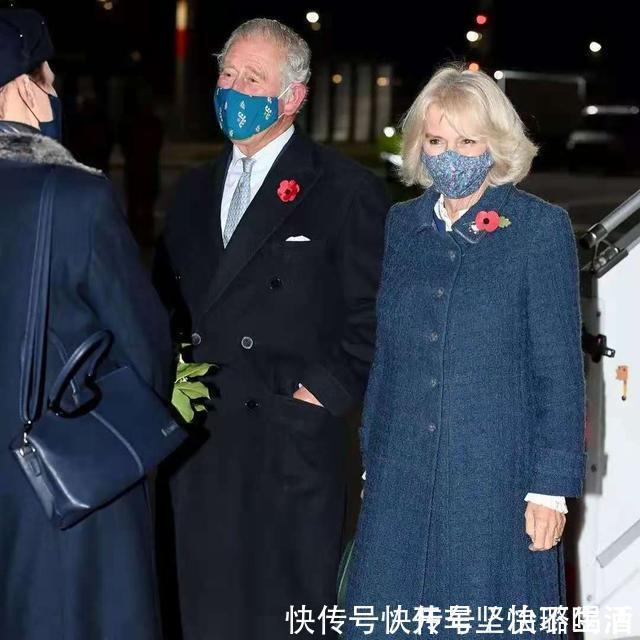 王储|卡米拉访德！穿大衣戴碎花口罩显俏丽，查尔斯熬62年还只是王储
