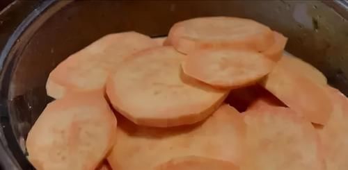 红薯泥|想要红薯丸子好吃有秘诀，保证个个酥脆可口，香甜软糯还不油腻