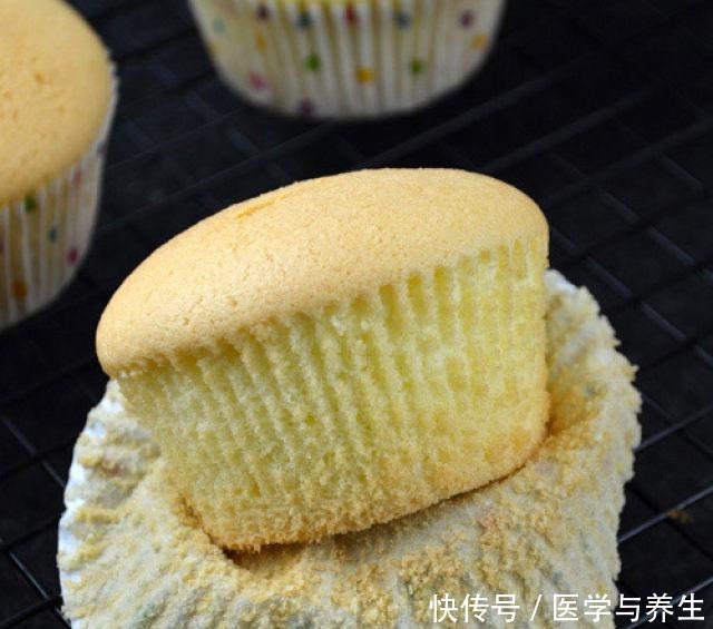 老式鸡蛋糕,简单又可口,不用上街买了!