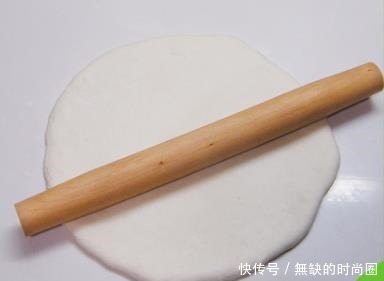 料足|用平底锅做披萨,比烤箱还方便,料足美味,早餐也可以很丰盛