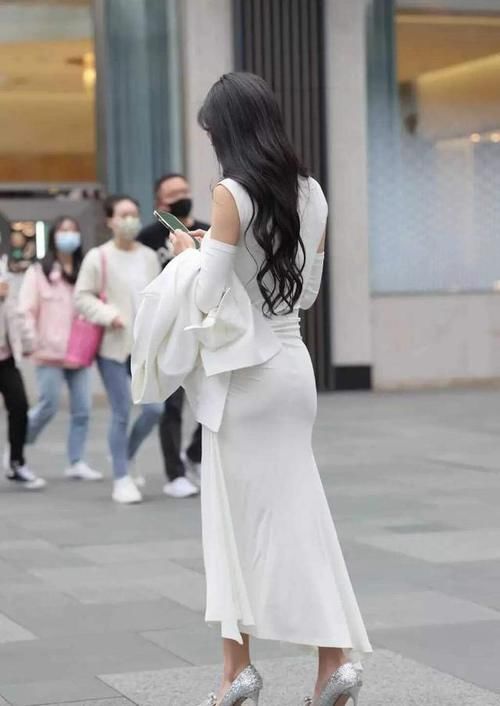 轻熟 这身穿搭靓了！将轻熟女性的气若幽兰、知性优雅气质得以完美表达