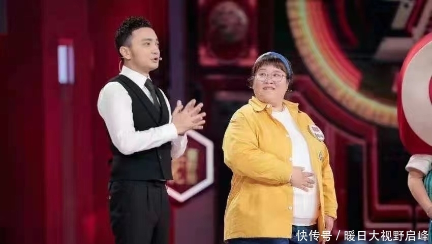 乡下女教师,凭什么站在央视《开门大吉》舞台上,与尼格买提同框?