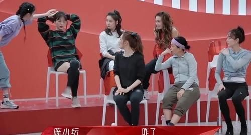 浪姐2总决赛小考，王鸥突然忘动作，她的表现却颇具大将风范！