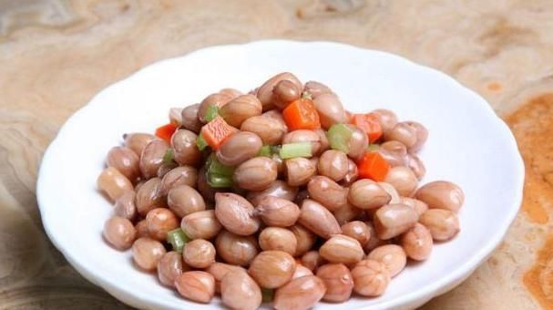 吃法|花生的3种吃法哪个最健康?你平时都怎么吃?你真的吃对了吗?