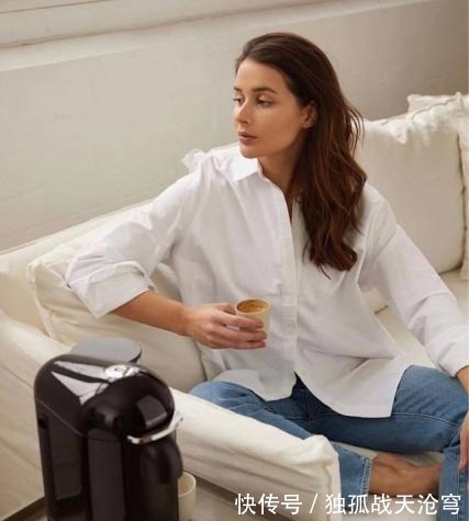 穿搭 什么是配色的最高境界学会这些“白色搭配”技巧,轻松变时尚!