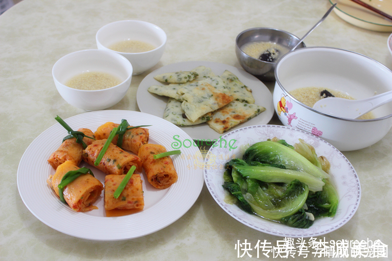 自从开学之后，我每天早起半小时，6天早餐不重样，孩子很喜欢吃