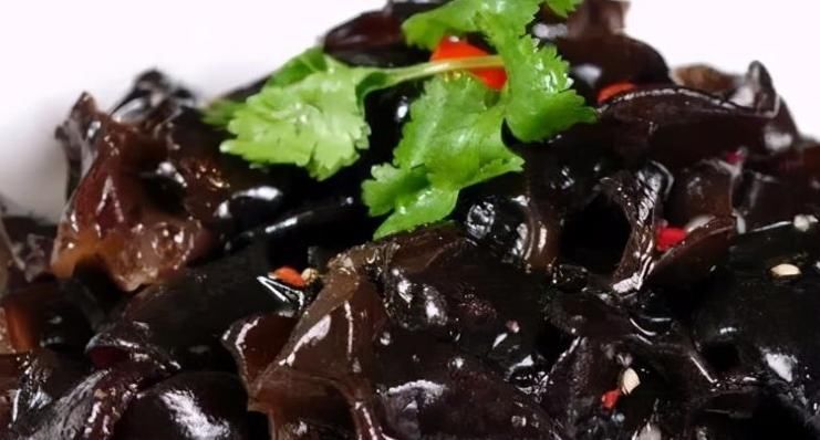 中年人不妨常吃的食物，排出毒素，补气养阴，预防子宫早衰