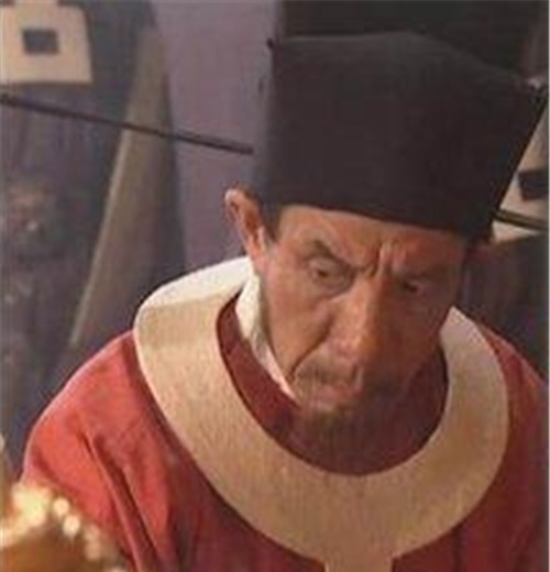 官员|宋朝官员脖子上挂的“白圈”是啥?并非为了装饰,而是为了保命