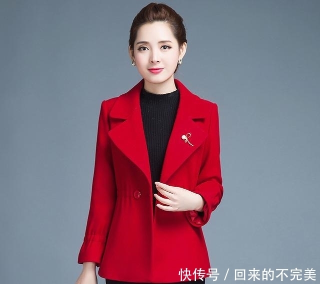 70后人再不打扮就老了！19年最流行这些女装，年轻洋气显气质