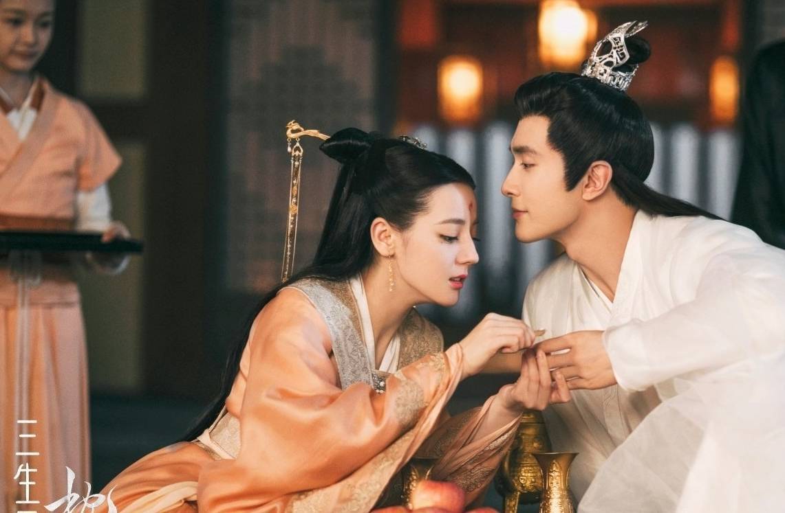 迪丽热巴出于凤九,张彬彬成于秦放