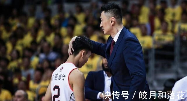 把握性|CBA21-22赛季发挥出色的5名后卫!郭艾伦进攻升级,徐杰进步神速