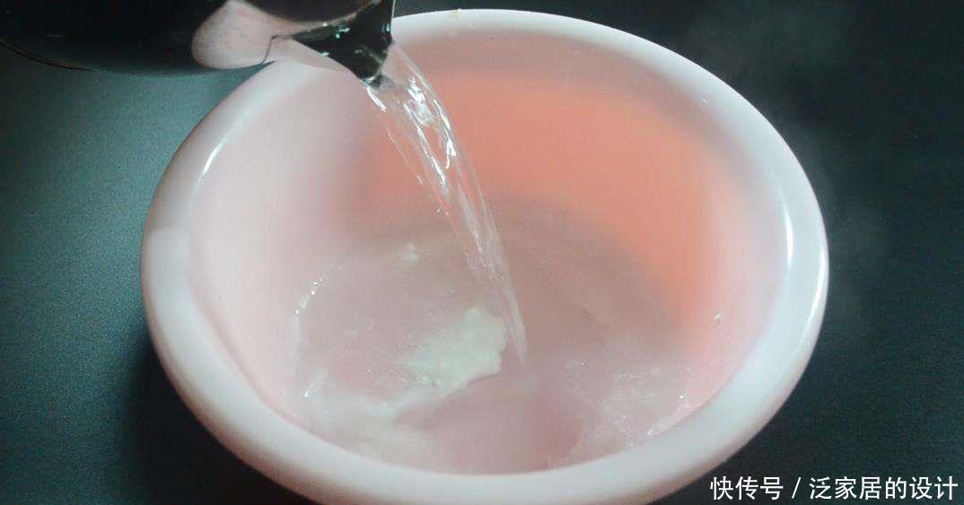 毛巾用久了又臭又滑,这样清洗更干净省事,洗完跟刚买的一样