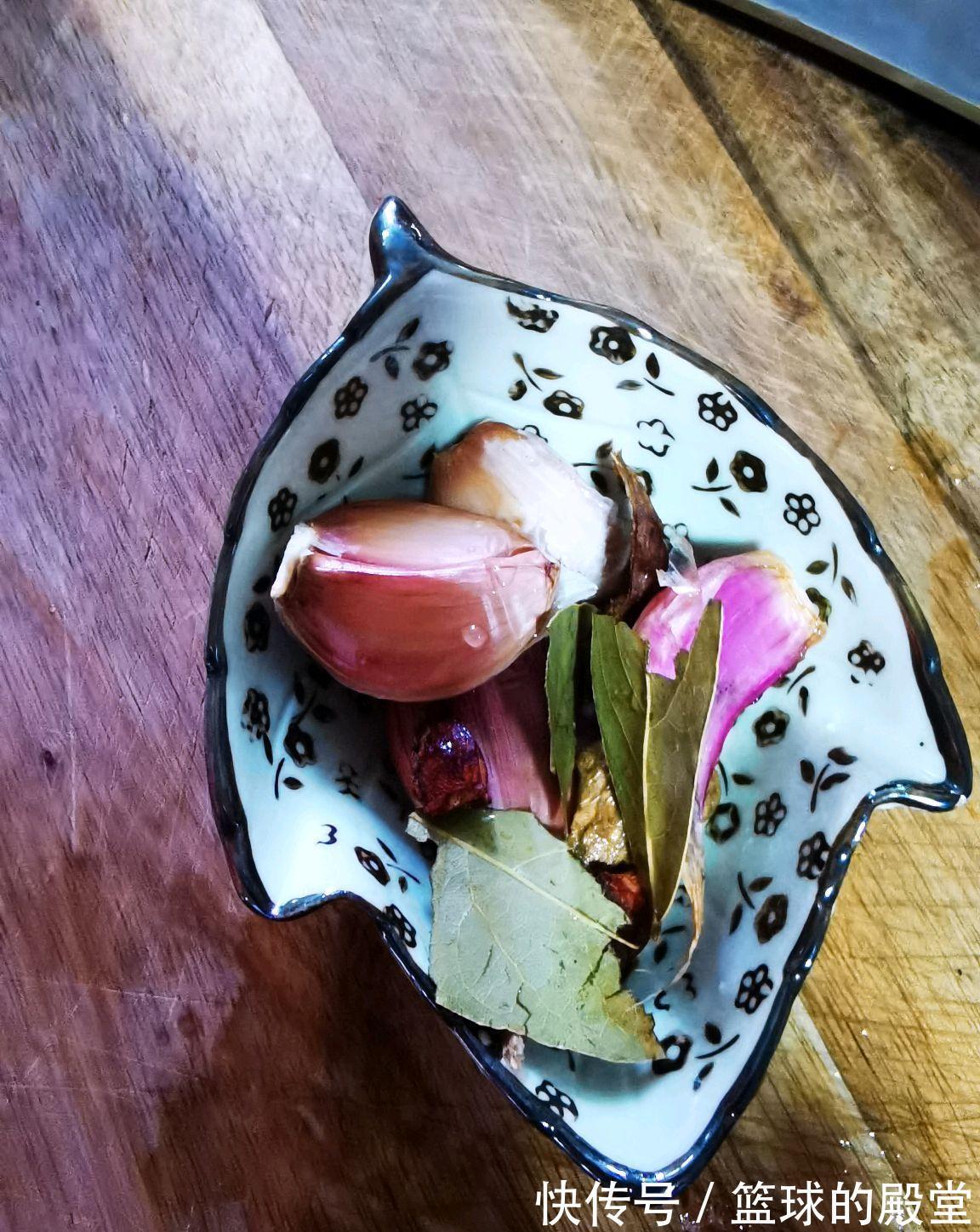 做法|全家都爱吃的干贝卤五花肉,做法简单,口感软糯