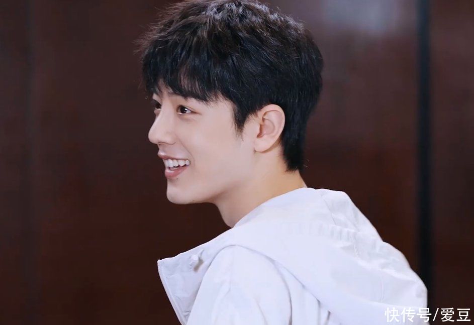 神秘箱|210821 肖战李宁全新视频公开 和丁宁一同开启花式乒乓挑战