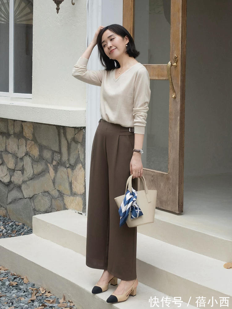 九分裤|女人步入中年也别乱穿,建议入手一条“九分裤”,显瘦又显高