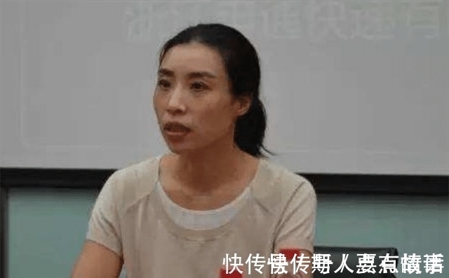 聂腾飞|陈小英：把申通146亿卖给马云，衣锦还乡后，又靠雨伞再挣百亿