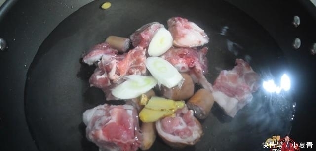  你想学|红烧猪尾最好吃的做法，简单美味又下饭，看看你喜欢吃不？