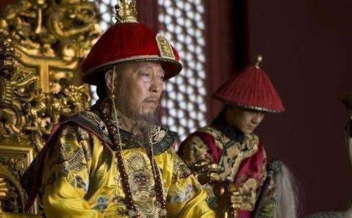 吴用&乾隆出上联:“智多星偏偏吴用”,纪晓岚秒对下联,真是经典