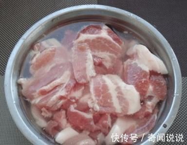 五花肉不要红烧了,教你这个新吃法,软糯喷香不油腻,入口即化