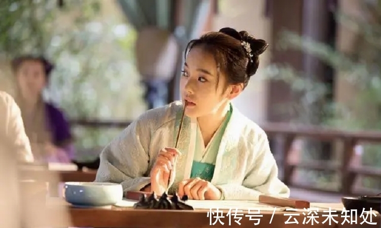 古代人$李清照少不知愁,酒后寻欢写下第一首词,现在已是女孩学坏的借口