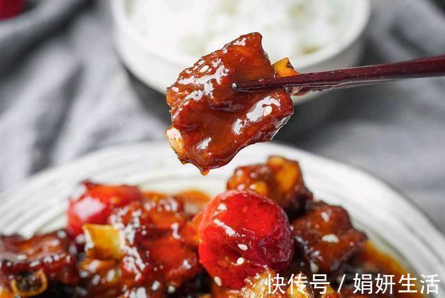 五彩土豆丝|美食推荐：五彩土豆丝，山楂小排，荔枝虾仁，西番莲炒排骨的做法