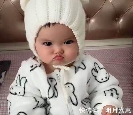 宝妈|26岁宝妈说自己生了“假娃娃”,网友:这孩子,长大更不得了