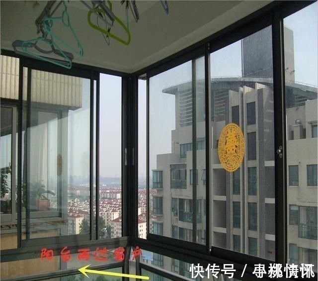 洗衣柜|阳台两边都是窗,我还想装柜子,老师傅:留一半加撑杆凭空多2㎡