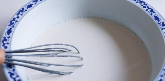 三伏天不想做饭,教你10分钟早餐做法,有饼有鸡蛋,简单营养