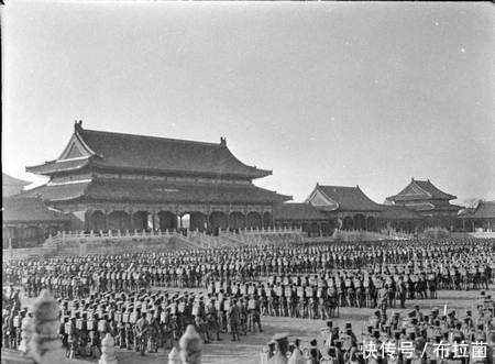 袁世凯|清政府灭亡后，清皇室为何不学元朝逃回北方呢？