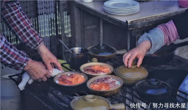 小巷|传统风味小吃—小巷砂锅饭