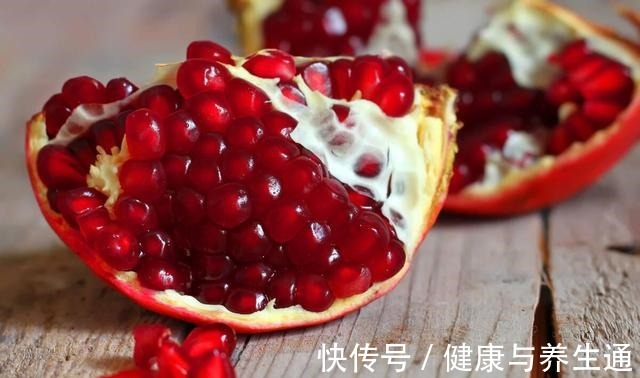 蓝莓|5种食物养皮肤,女性常吃延缓衰老不长皱!