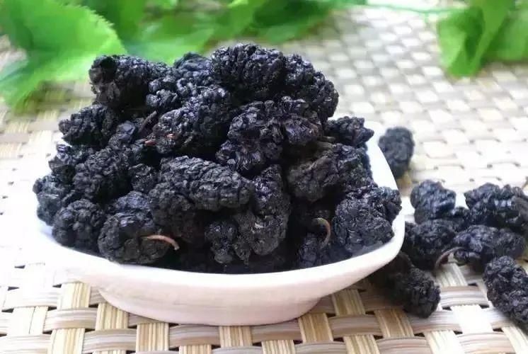 黑木耳|比红糖水好百倍，真正的“补血之王”竟是它！99%的人都不知道！