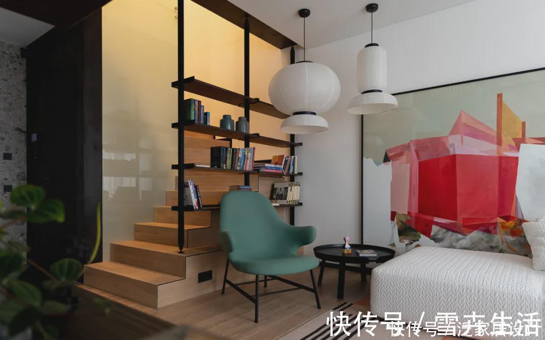 qiji这个100平米的双层住宅,将女性的坚强与柔美发挥的恰到好处!