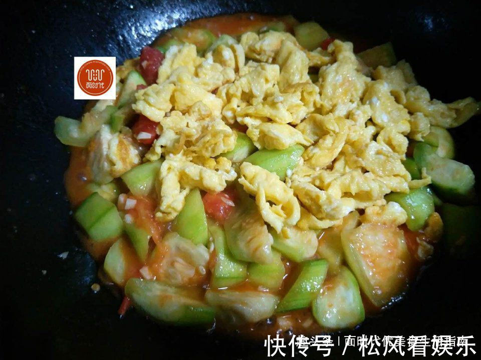 入味|丝瓜和这两样一起炒，可口下饭，入味又下火，你真的不能错过！
