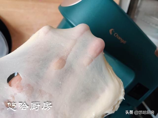 柔软香甜的紫薯奶酪面包，换个造型让人眼前一亮，做早餐真棒