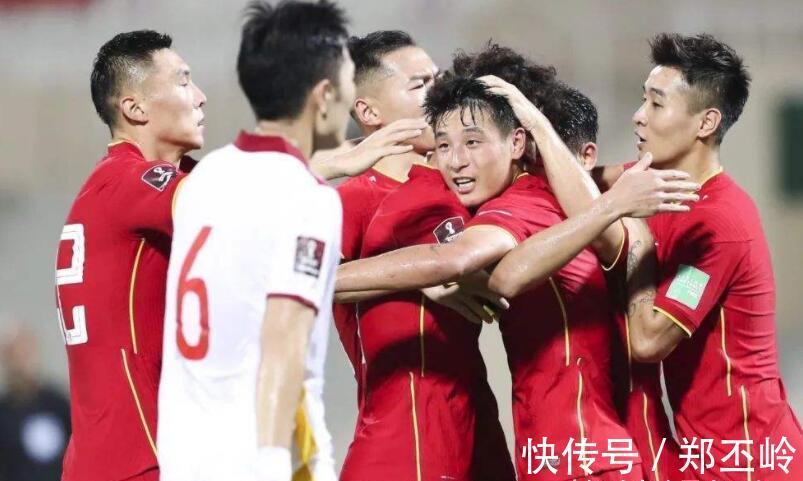 嘲讽|耻辱!中国男足登上越南媒体头条,遭疯狂嘲讽:毫无羞耻心!