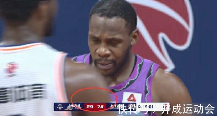 上海男篮|业余,山东男篮!上海男篮10分钟狂轰34-1,徐长锁只字未提责任