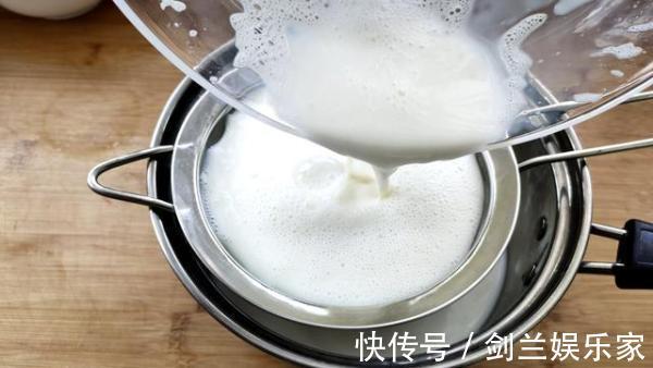 想吃|想吃双皮奶不用顶着大太阳出去吃了,自己在家做,再简单不过