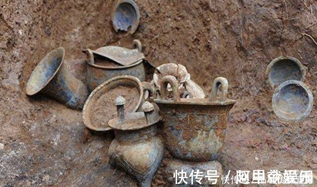 文物&“盗墓祖师爷”,30年获利5个亿,临死一句话得罪考古界!