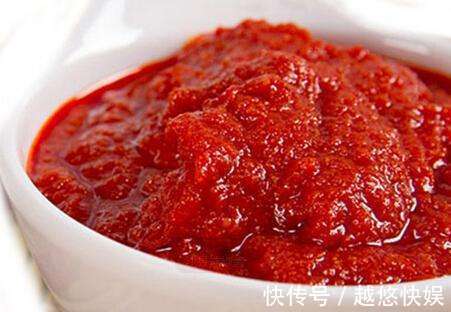 农家自制辣椒酱,搭配馒头米饭,吃起来绝对的过瘾