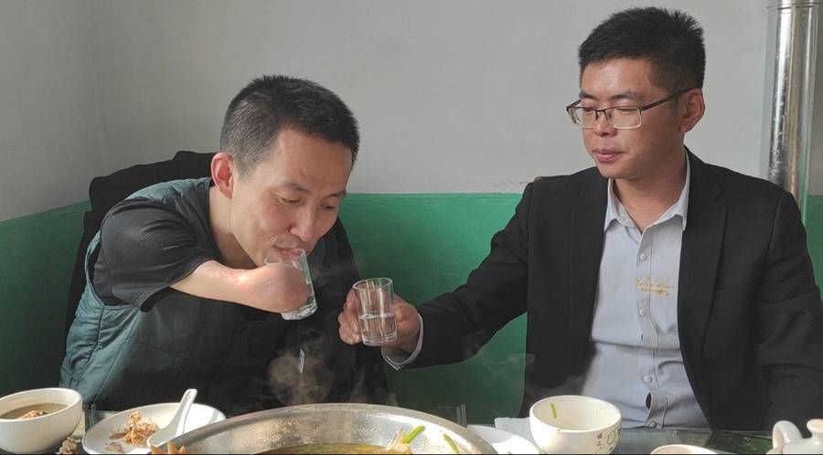 证书|无臂健将丁二伟的逆袭