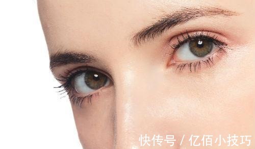 保湿|涂抹凡士林能生发这可能是个误会！