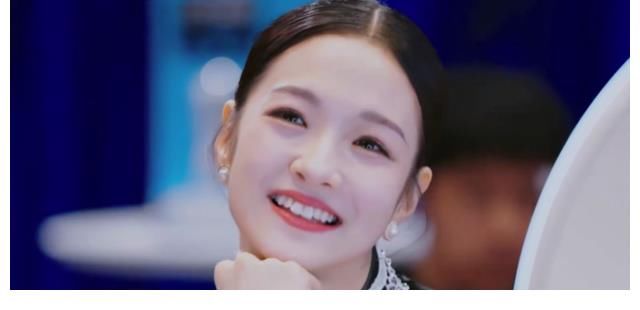 《舞蹈生》任璐瑶高光C位，张新童挤进前四，田轩宁意难平