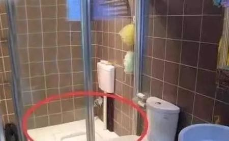 马桶|小卫生间不要装马桶了,聪明人都是这样设计,实用方便又不占地方