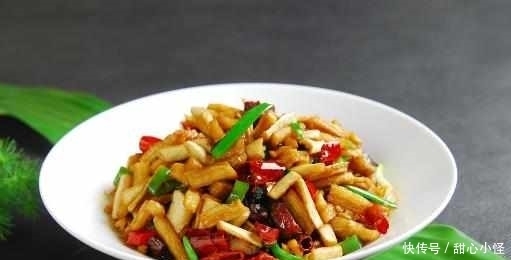 妥妥|这两样食材一起炒,妥妥饭遭殃,营养美味还开胃!